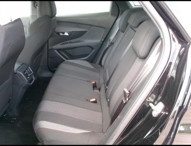 Peugeot 3008 image 6