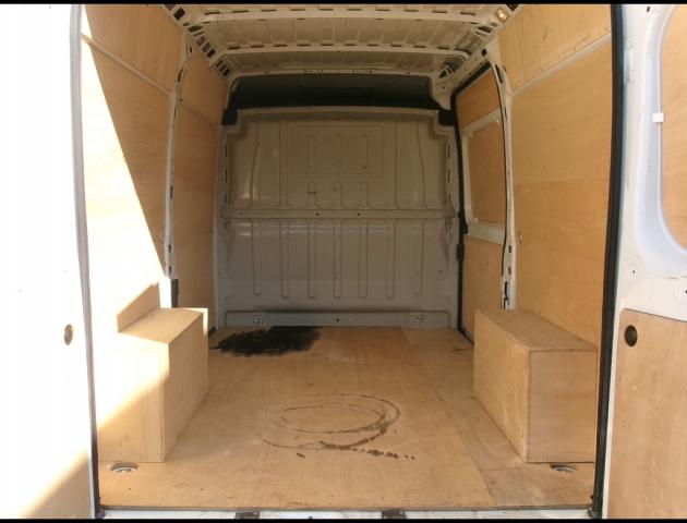 Peugeot Boxer image 4