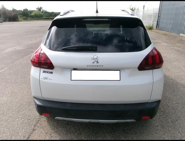 Peugeot 2008 image 5