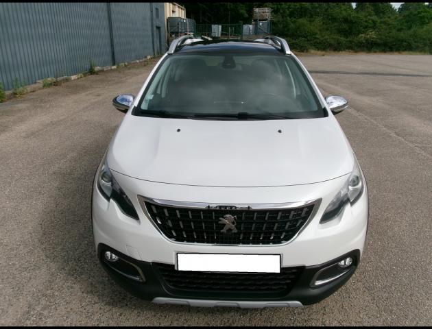 Peugeot 2008 image 6