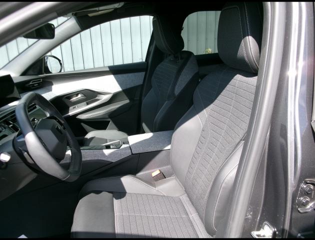 Peugeot 3008 image 3