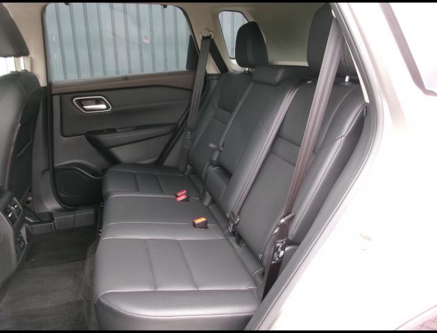Nissan X-Trail image 7