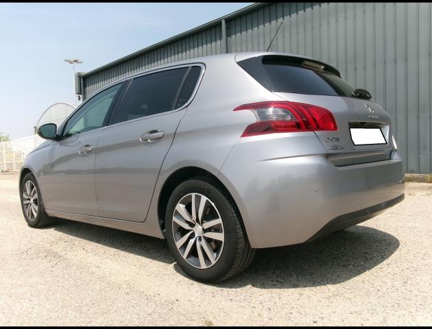 Peugeot 308 image 8