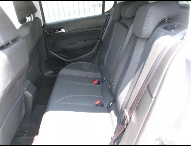 Peugeot 308 image 9