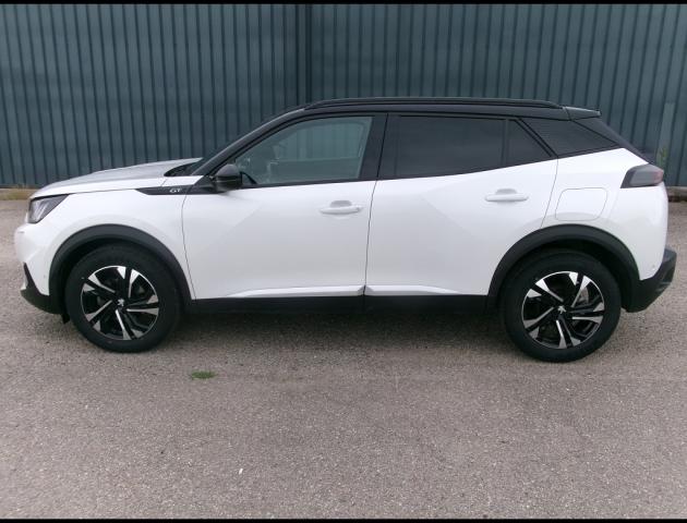 Peugeot 2008 image 3