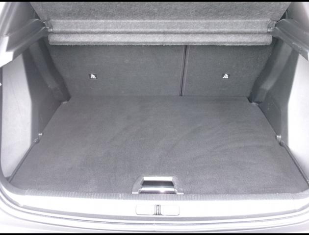Peugeot 2008 image 7