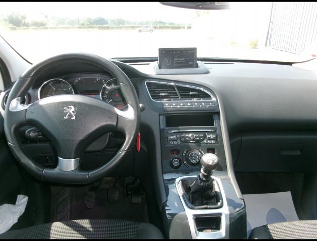 Peugeot 5008 image 6