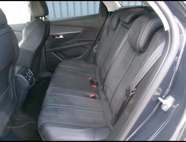 Peugeot 3008 image 9