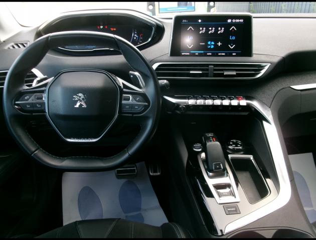 Peugeot 3008 image 1