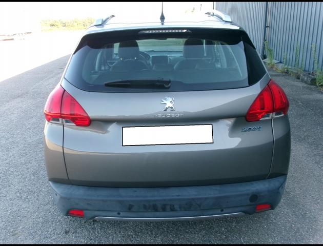 Peugeot 2008 image 2