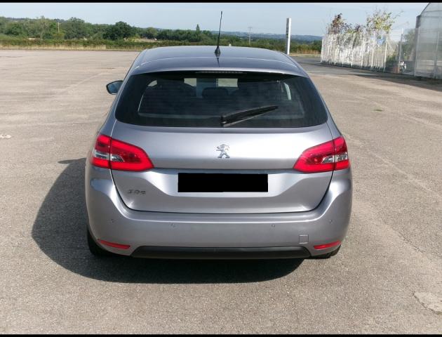 Peugeot 308 image 2