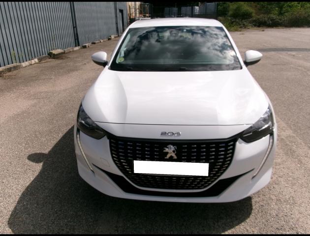 Peugeot 208 image 8