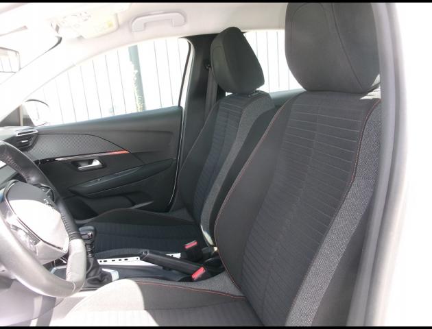 Peugeot 208 image 4