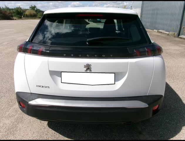 Peugeot 2008 image 6