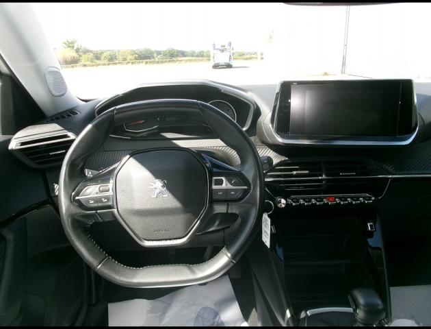 Peugeot 2008 image 5