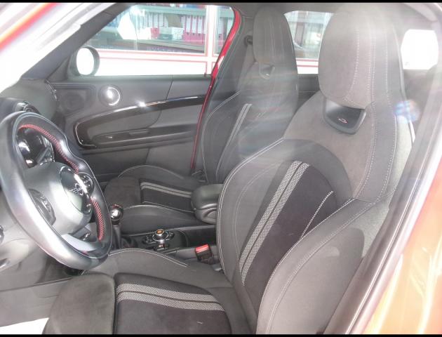 Mini Countryman image 2