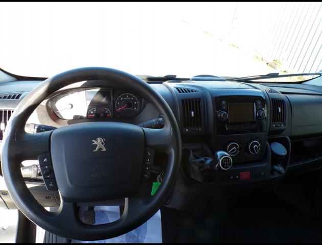Peugeot Boxer image 4