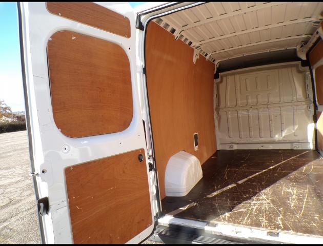 Peugeot Boxer image 9