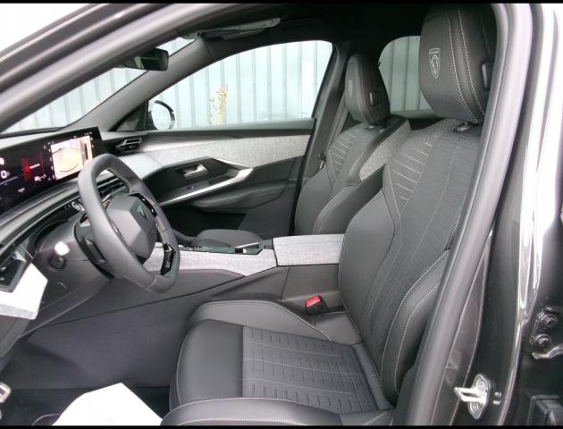 Peugeot 3008 image 8