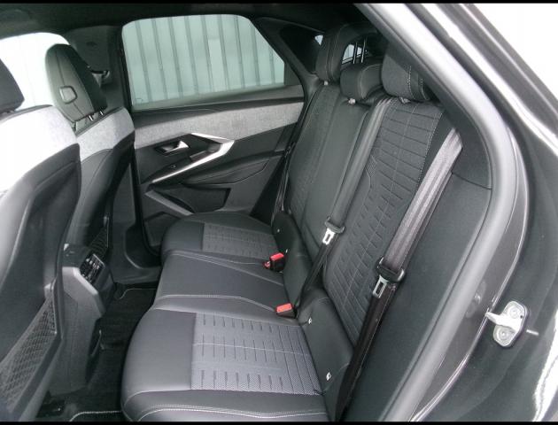 Peugeot 3008 image 3