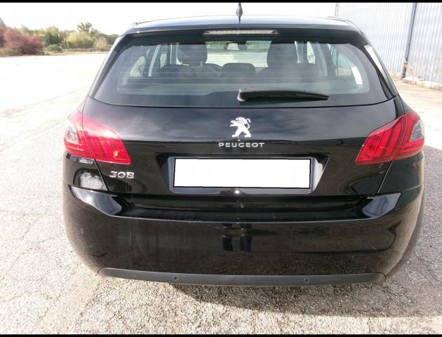 Peugeot 308 image 8