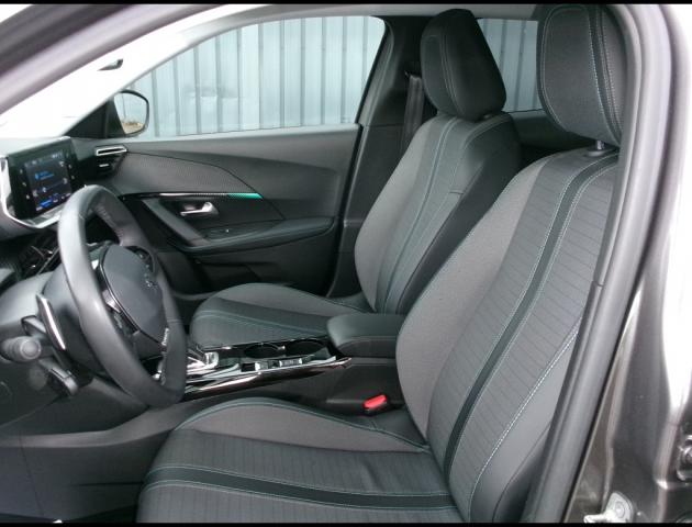 Peugeot 2008 image 6