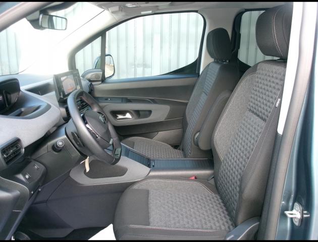 Peugeot Rifter image 5