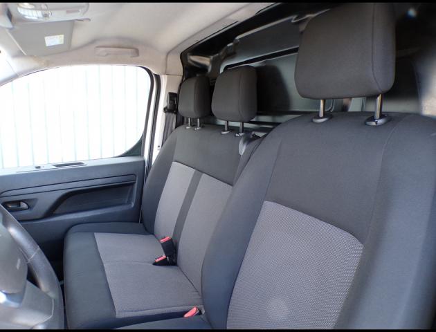 Citroen Jumpy image 6