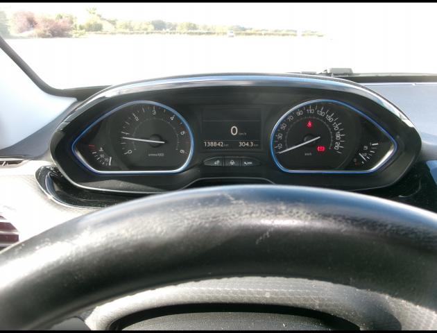 Peugeot 2008 image 4