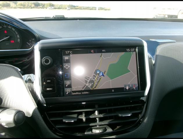 Peugeot 2008 image 6