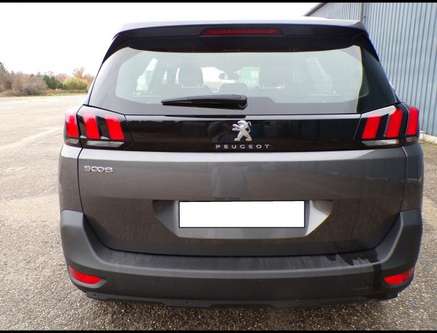 Peugeot 5008 image 5