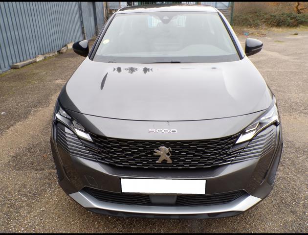 Peugeot 5008 image 2