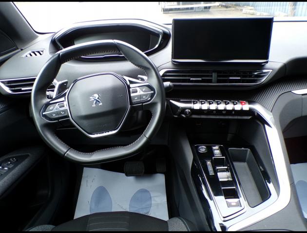Peugeot 5008 image 8