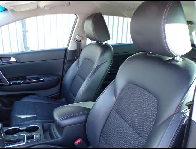 Kia Sportage image 9