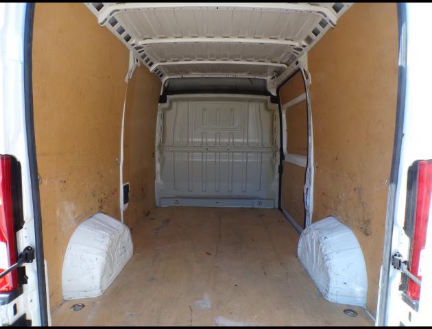 Peugeot Boxer image 4