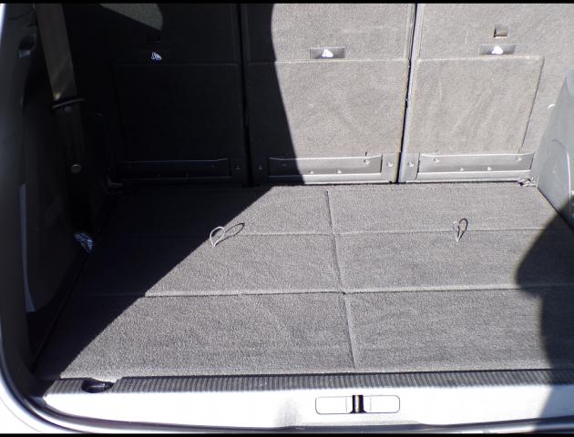 Peugeot 5008 image 4