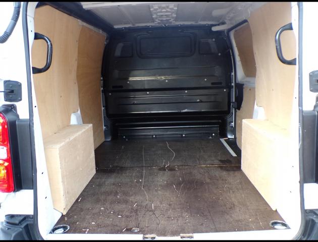 Peugeot Expert image 6