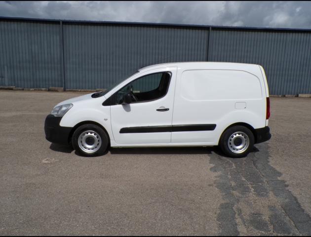 Peugeot Partner image 2