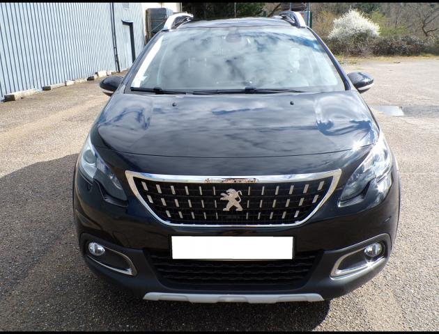Peugeot 2008 image 8
