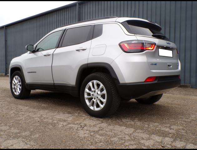 Jeep Compass image 2
