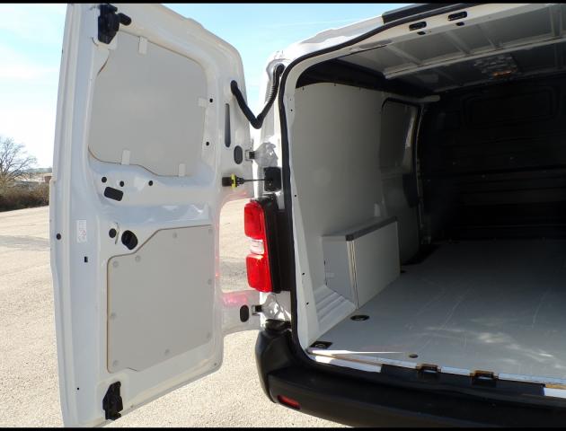 Citroen Jumpy image 9