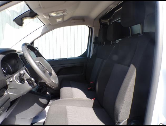 Citroen Jumpy image 1