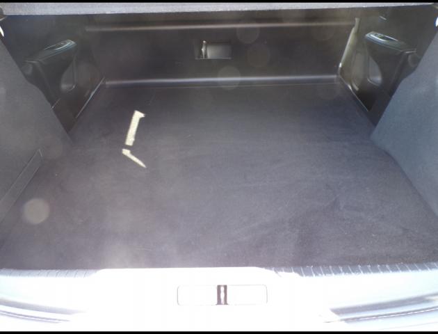 Peugeot 208 image 5