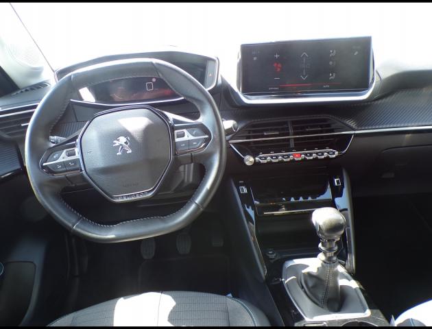Peugeot 208 image 1