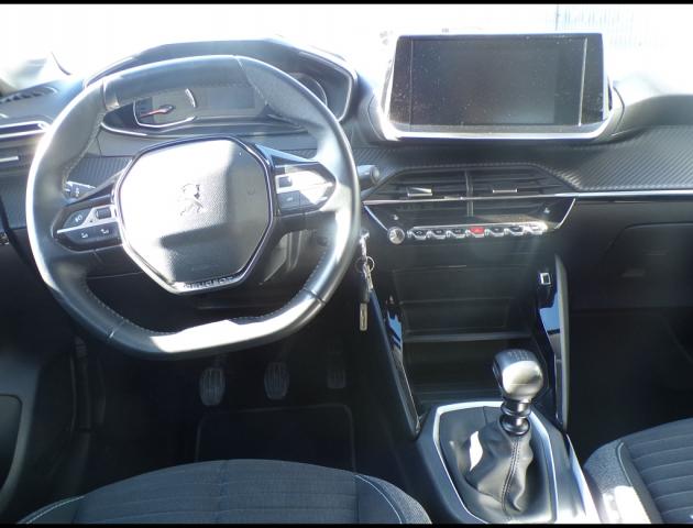 Peugeot 208 image 2