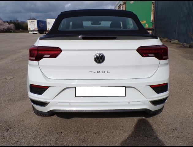 Volkswagen T-Roc image 9