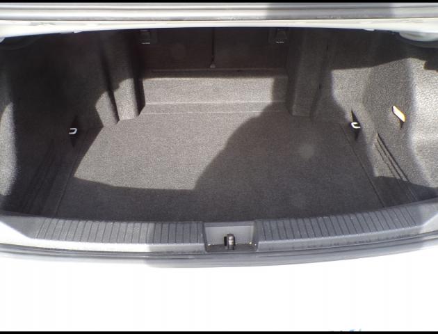 Volkswagen T-Roc image 7