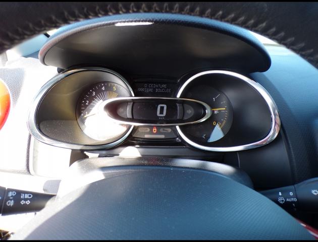 Renault Clio image 9