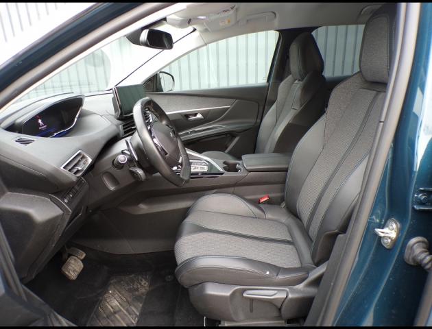 Peugeot 3008 image 8