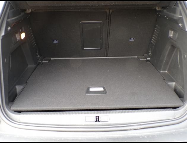 Peugeot 3008 image 2